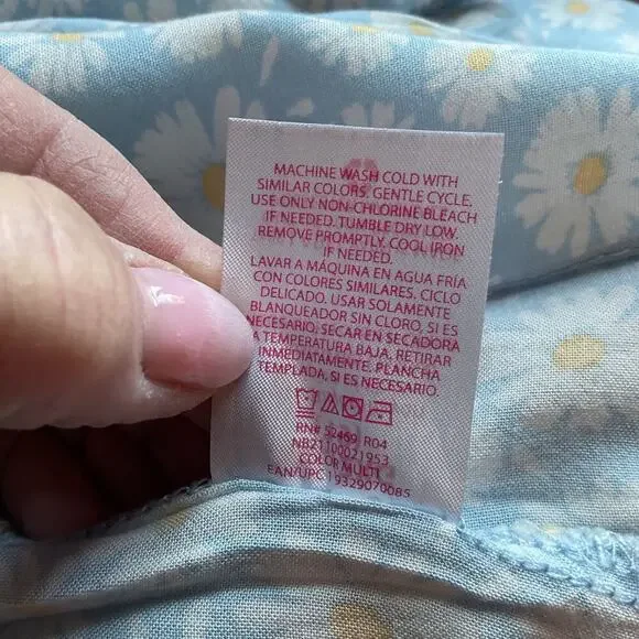 No Boundries Blue Daisy On/Off Shoulder SmockedWaist Short Sleeve Top Plus 2XL - Picture 6 of 7